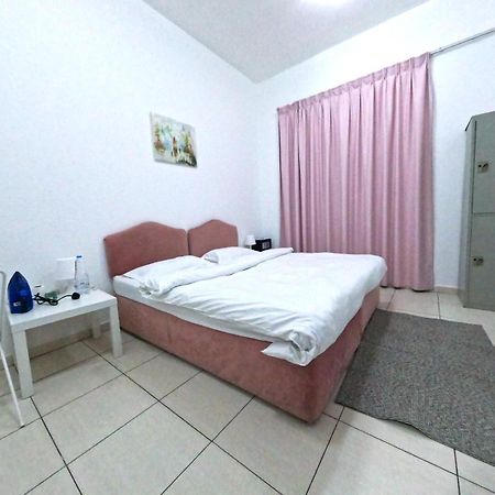 Al Badaa Star Residence - Home Stay Dubai Esterno foto
