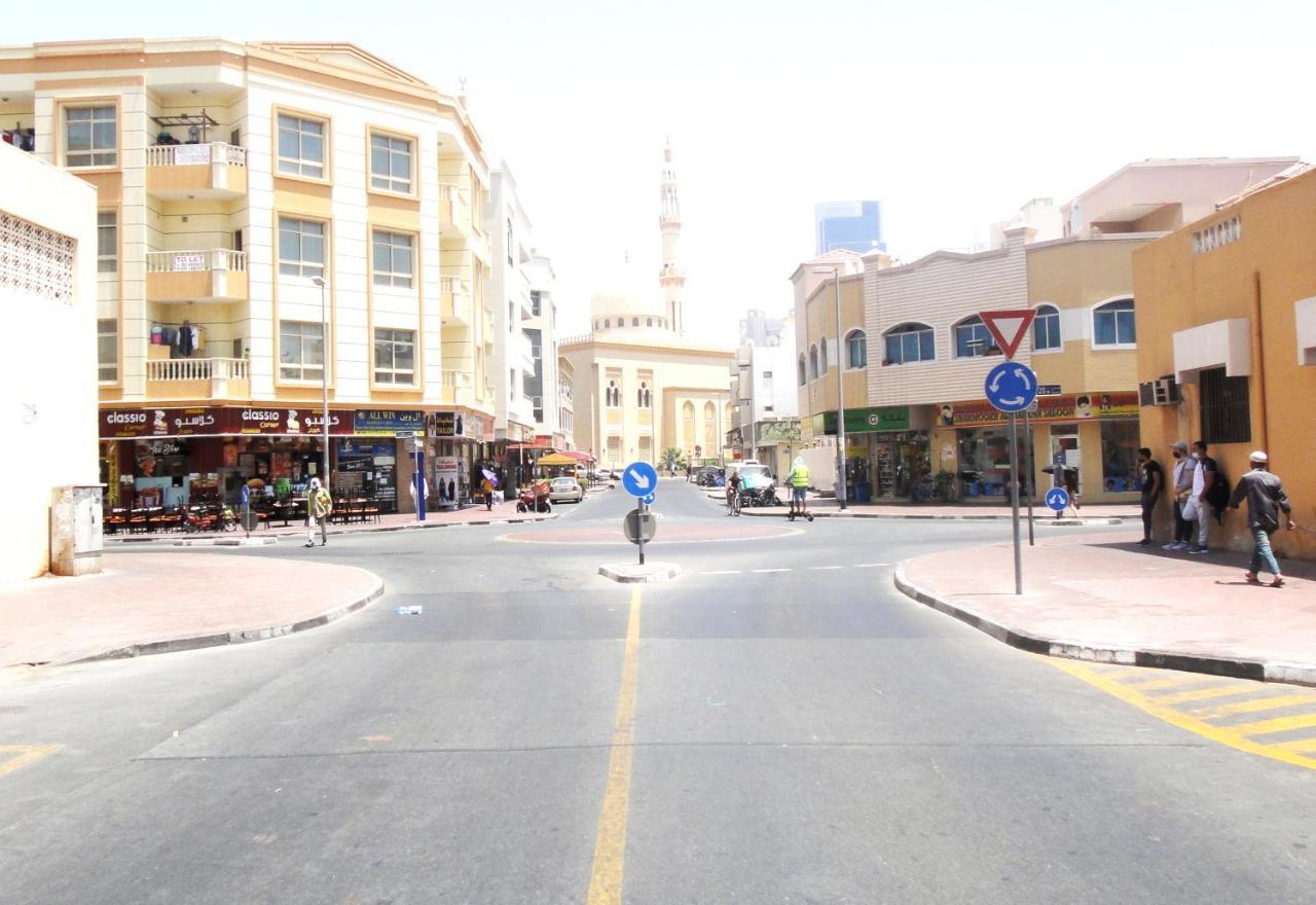 Al Badaa Star Residence - Home Stay Dubai Esterno foto