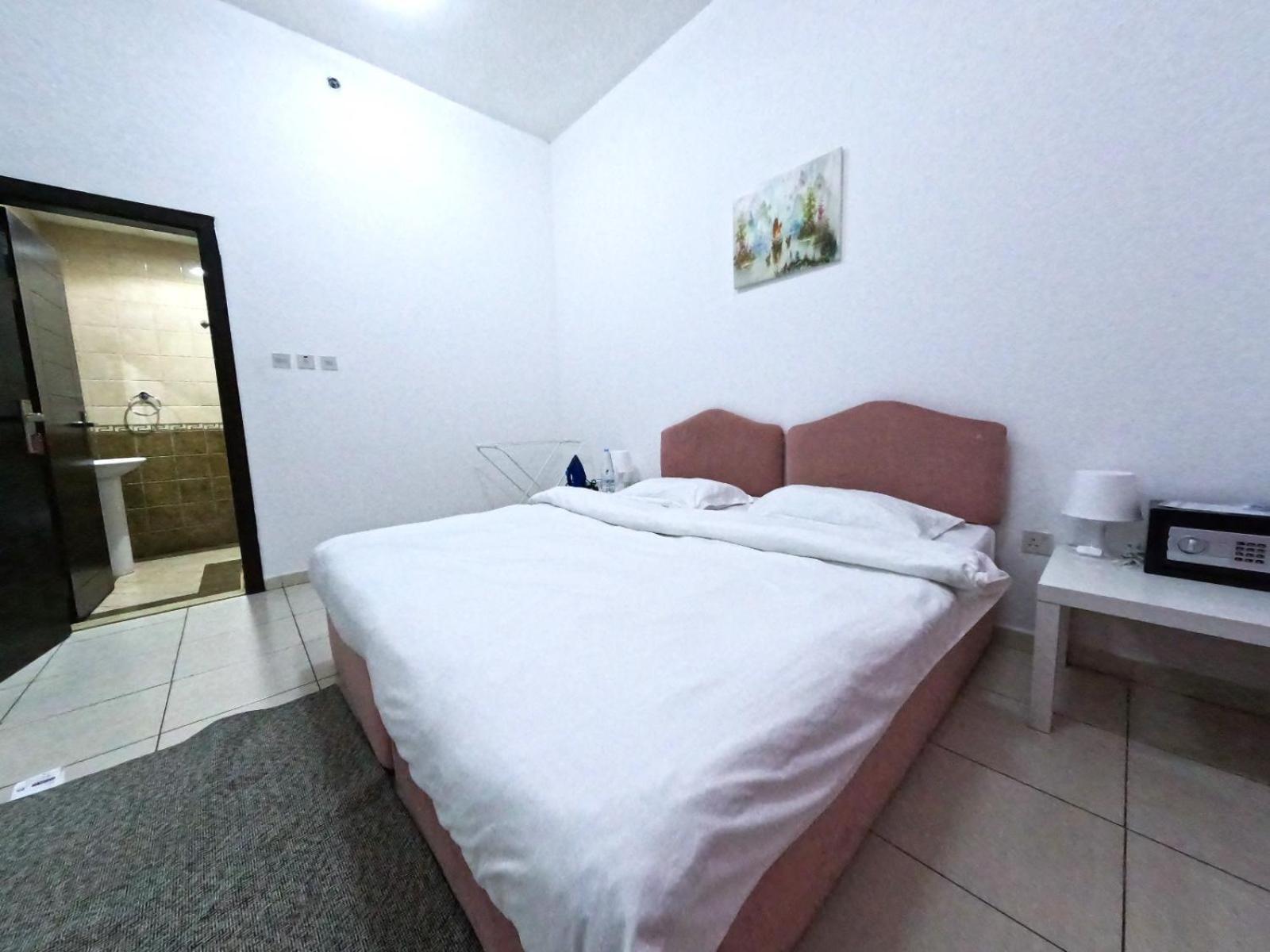Al Badaa Star Residence - Home Stay Dubai Esterno foto